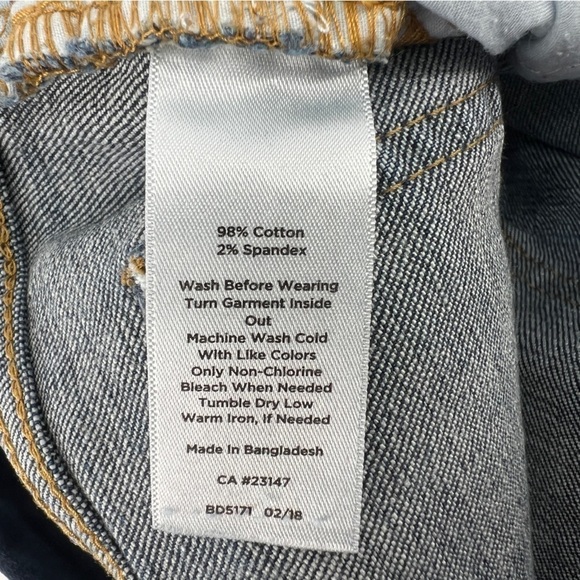 Talbots Simply Flattering 5 Pocket Boyfriend Jeans Size 30 Women’s - Picture 7 of 7